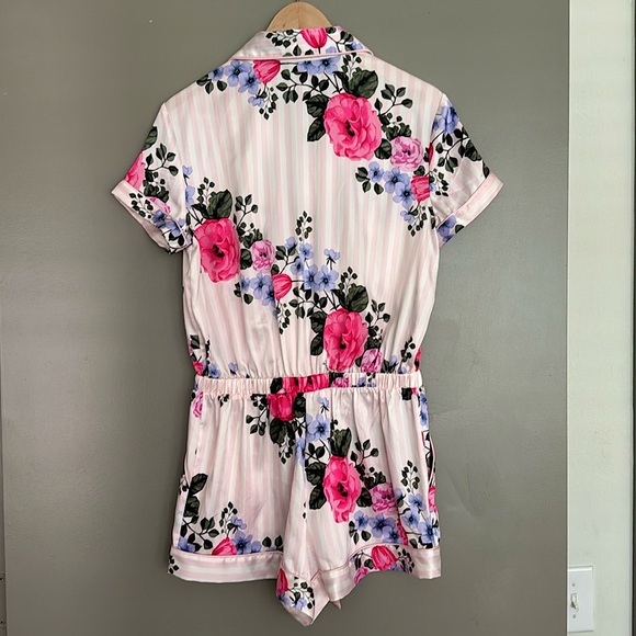 NWOT VICTORIA’S SECRET SILK EFFECT ROMPER, S - Picture 2 of 2